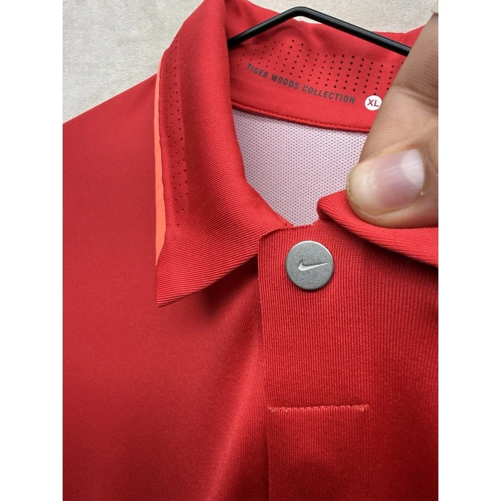 Nike Tiger Woods Collection TW Red Glow Polo Golf Shirt Men XL 639822-657 DriFit